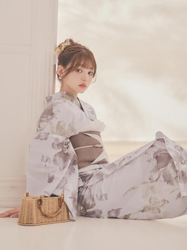 モデル：吉木千沙都(ちぃぽぽ)　身長：158cm　着用サイズ：Fサイズ