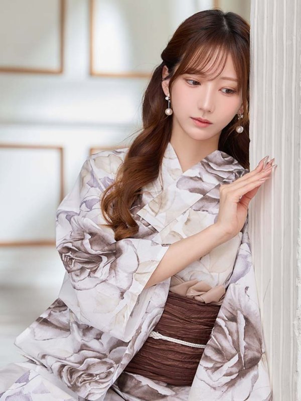 モデル：あすか 身長：170cm 着用サイズ：Fサイズ