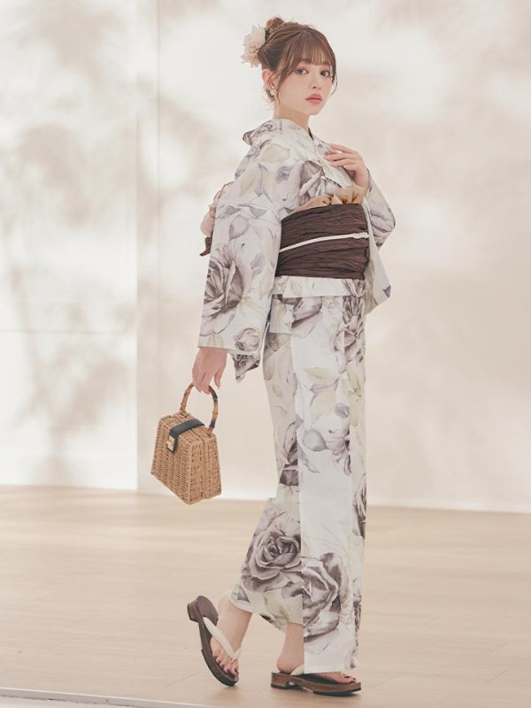 モデル：吉木千沙都(ちぃぽぽ)　身長：158cm　着用サイズ：Fサイズ