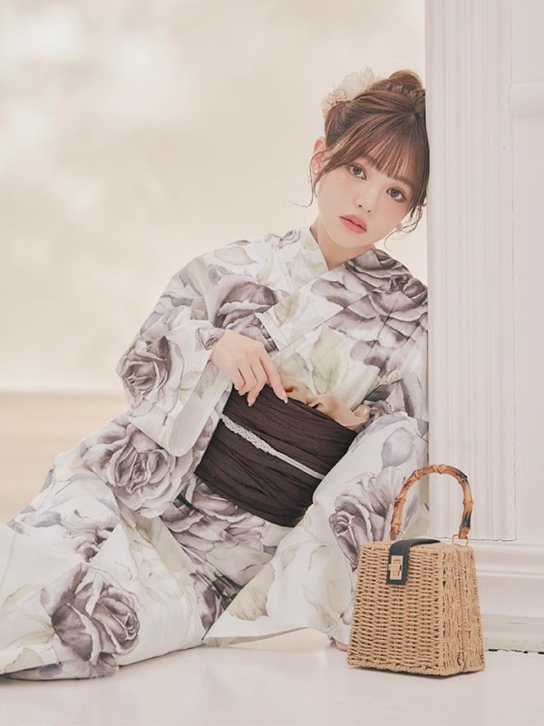 モデル：吉木千沙都(ちぃぽぽ)　身長：158cm　着用サイズ：Fサイズ