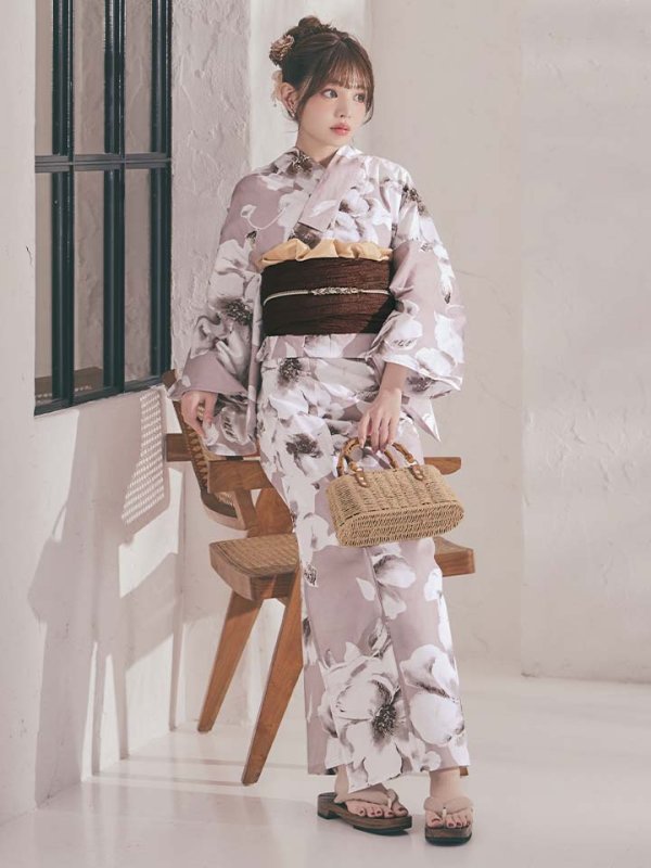 モデル：吉木千沙都(ちぃぽぽ)　身長：158cm　着用サイズ：Fサイズ