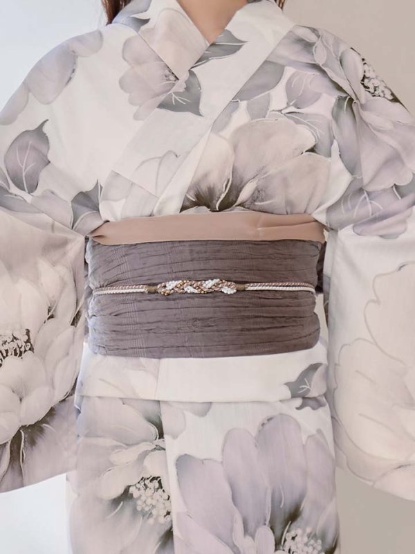 モデル:たまご あゆみ