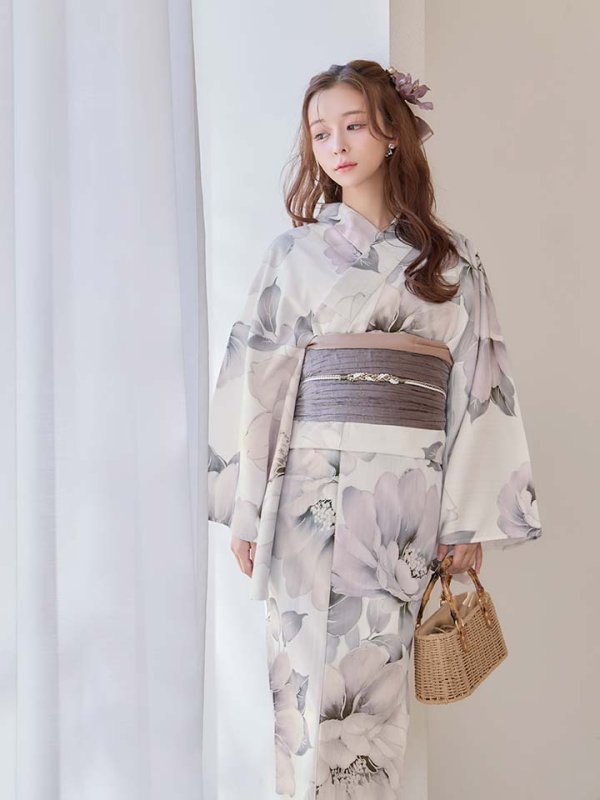 モデル:たまご あゆみ