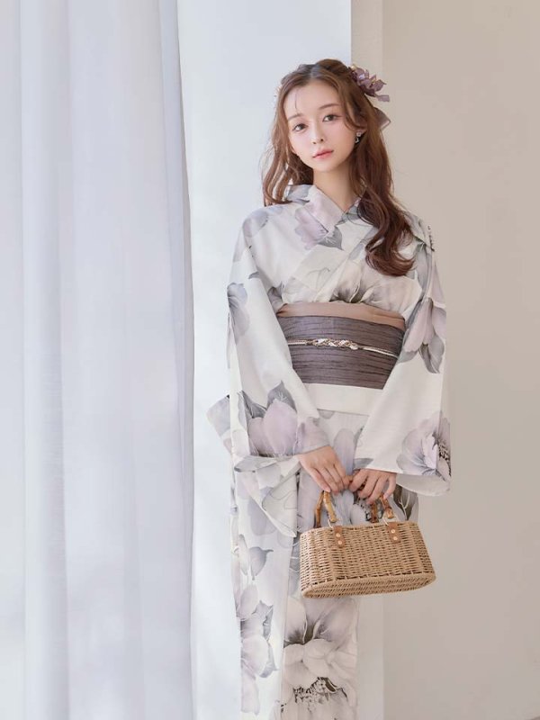 モデル:たまご あゆみ