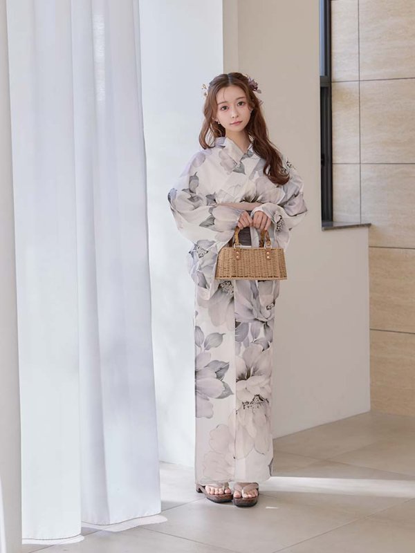 モデル:たまご あゆみ