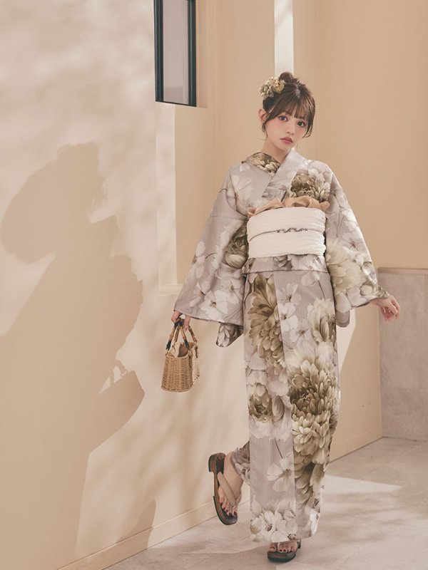 モデル：吉木千沙都（ちぃぽぽ）身長：158cm　着用サイズ：Fサイズ