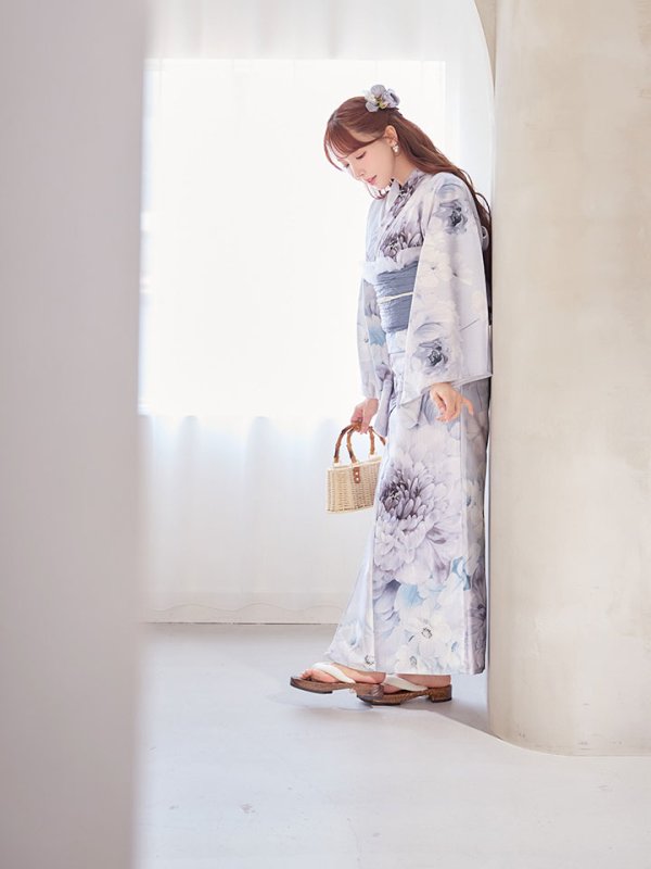 モデル：三上悠亜　身長：159cm　着用サイズ：Fサイズ