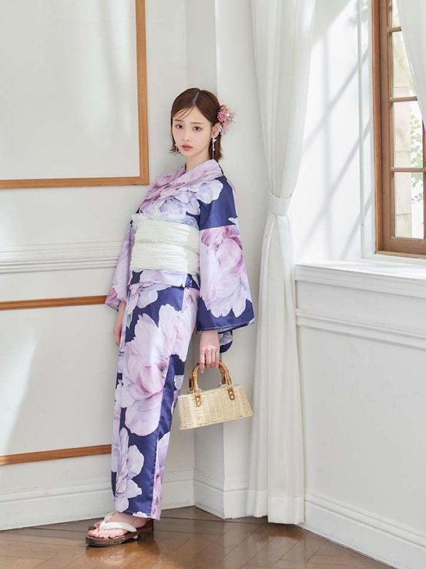 モデル：天海りこ　身長：156cm  着用サイズ：Fサイズ