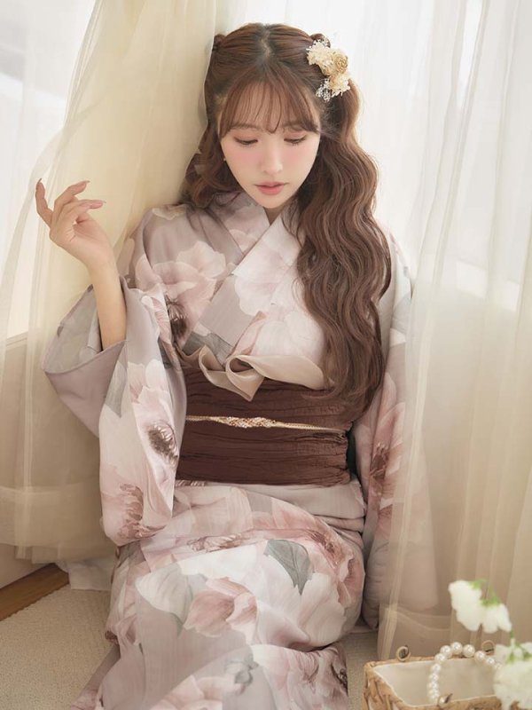 モデル：三上悠亜　身長：159cm　着用サイズ：Fサイズ