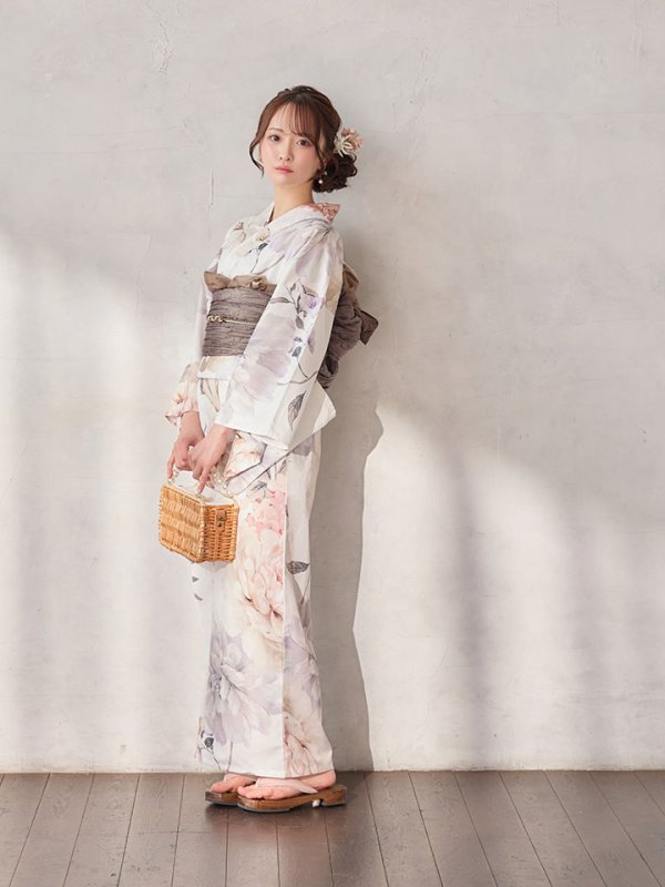 モデル：紬むぎ　身長：156cm 着用サイズ：Fサイズ