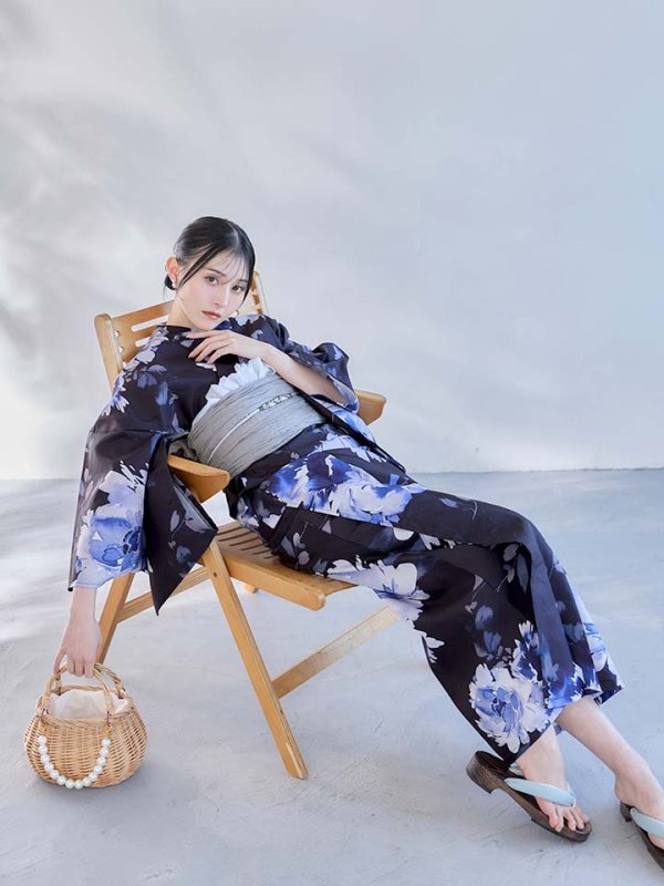 画像1: 【即日発送】大人ネイビー牡丹浴衣【浴衣３点セット 浴衣/帯/下駄】[OF04]