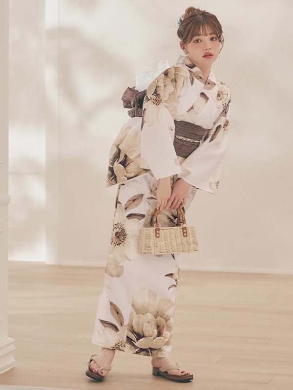 モデル：吉木千沙都(ちぃぽぽ)　身長：158cm　着用サイズ：Fサイズ