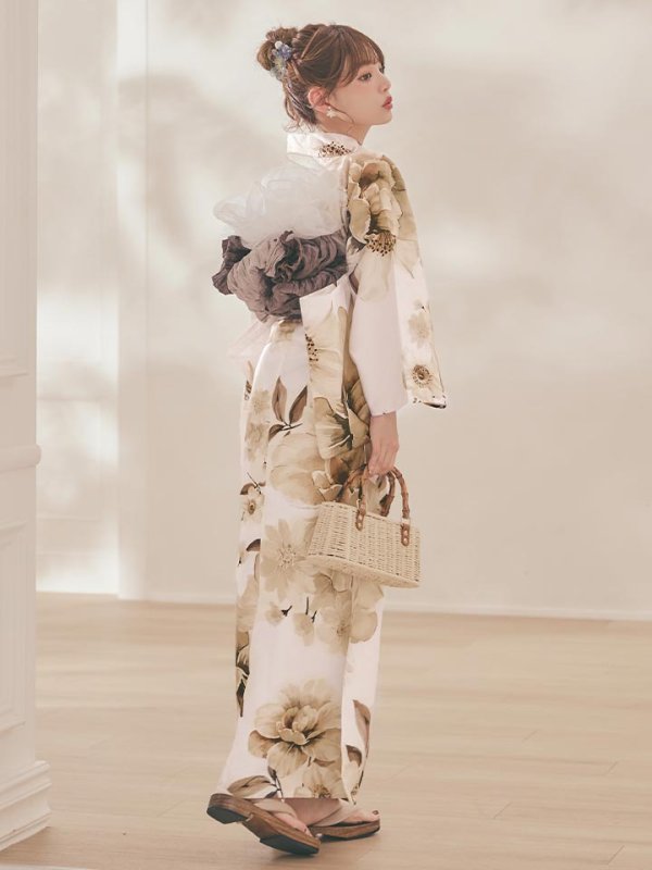 モデル：吉木千沙都(ちぃぽぽ)　身長：158cm　着用サイズ：Fサイズ