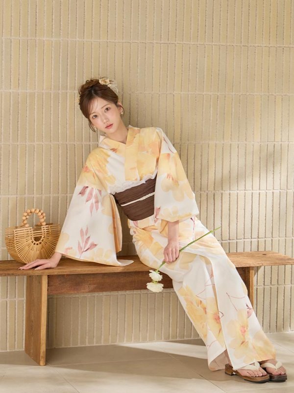 モデル：あすか　身長：170cm　着用サイズ：Fサイズ