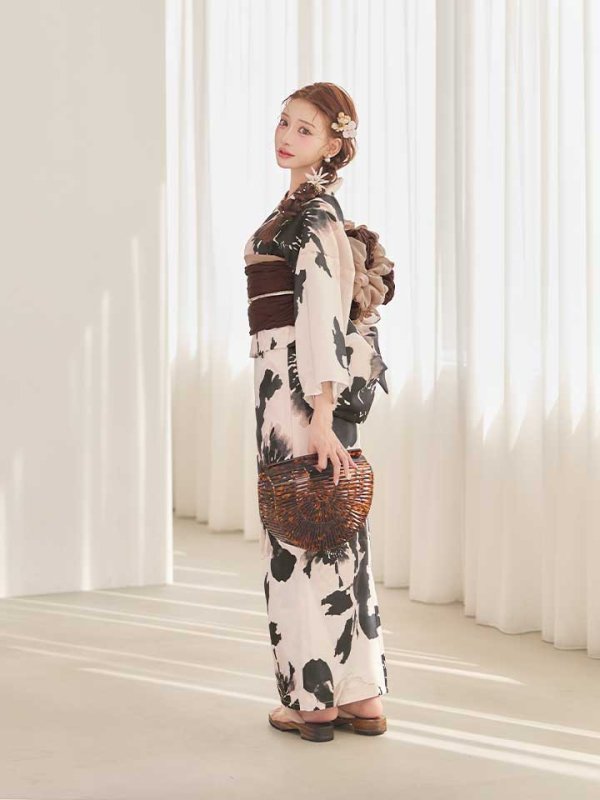 モデル:明日花キララ 身長:162cm