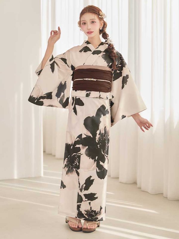 モデル:明日花キララ 身長:162cm