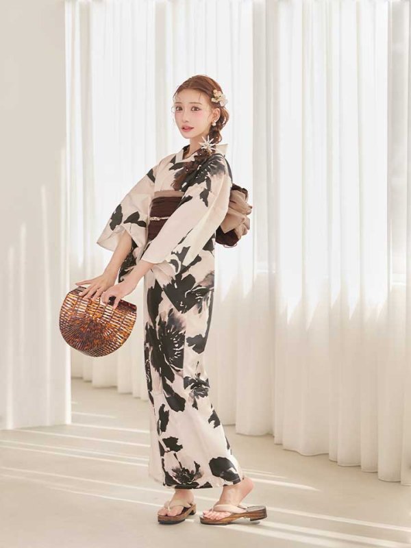 モデル:明日花キララ 身長:162cm