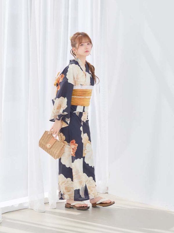 モデル：kirari　身長：156cm  着用サイズ：Fサイズ