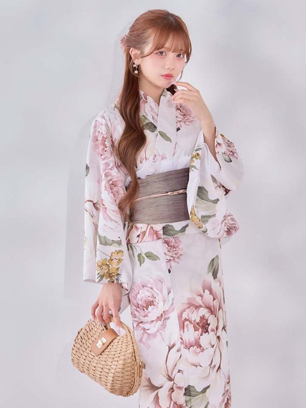 モデル：kirari　身長：156cm  着用サイズ：Fサイズ