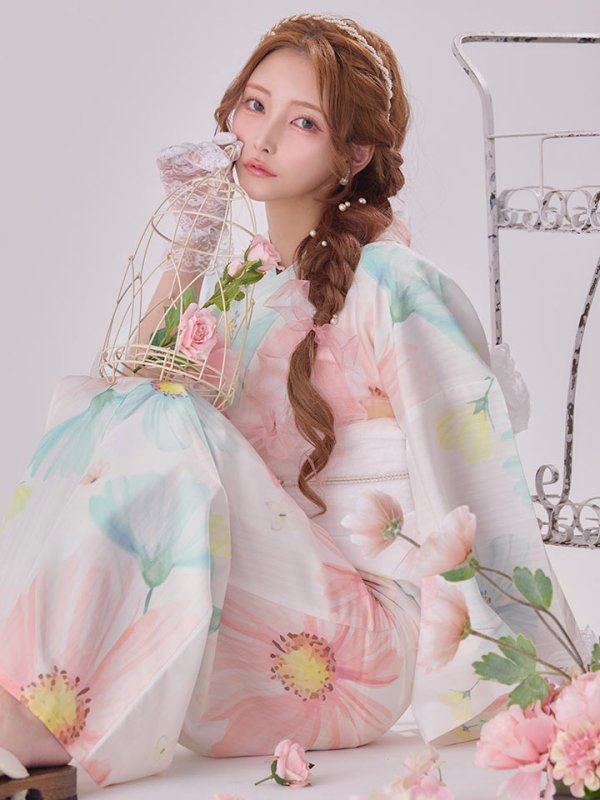 モデル：まみ　身長：161cm　着用サイズ：Fサイズ