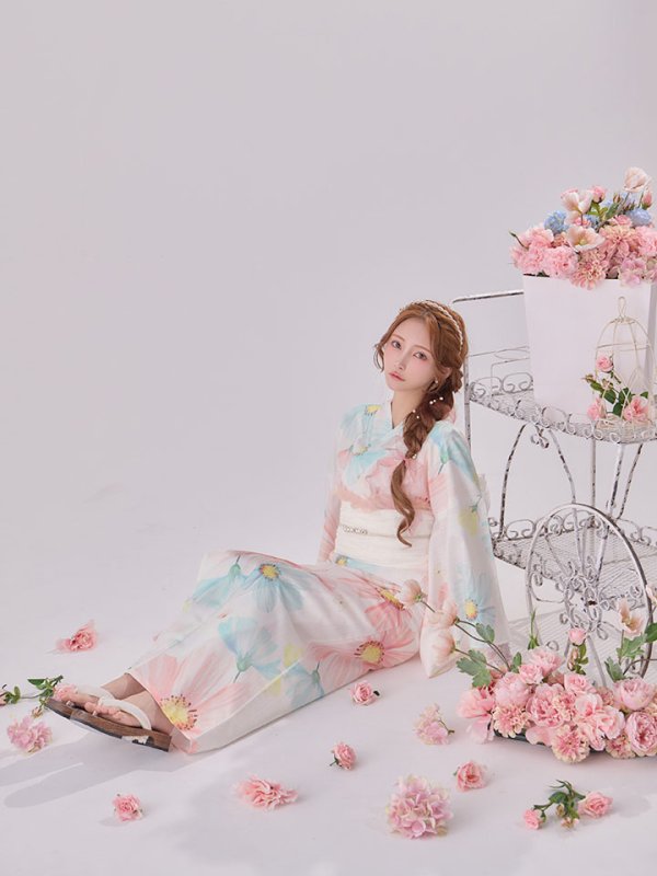 モデル：まみ　身長：161cm　着用サイズ：Fサイズ