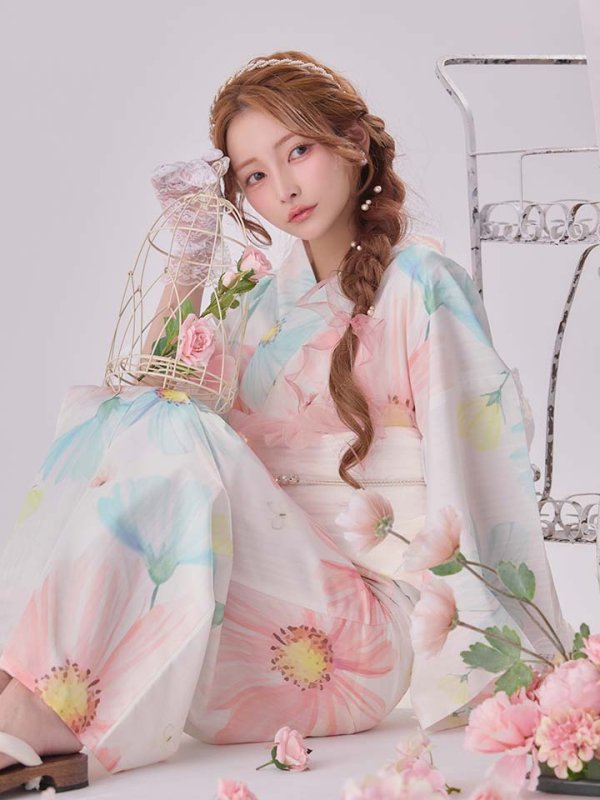 モデル：まみ　身長：161cm　着用サイズ：Fサイズ