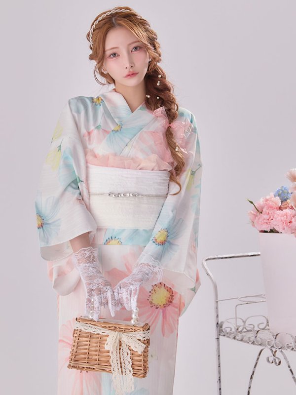 モデル：まみ　身長：161cm　着用サイズ：Fサイズ