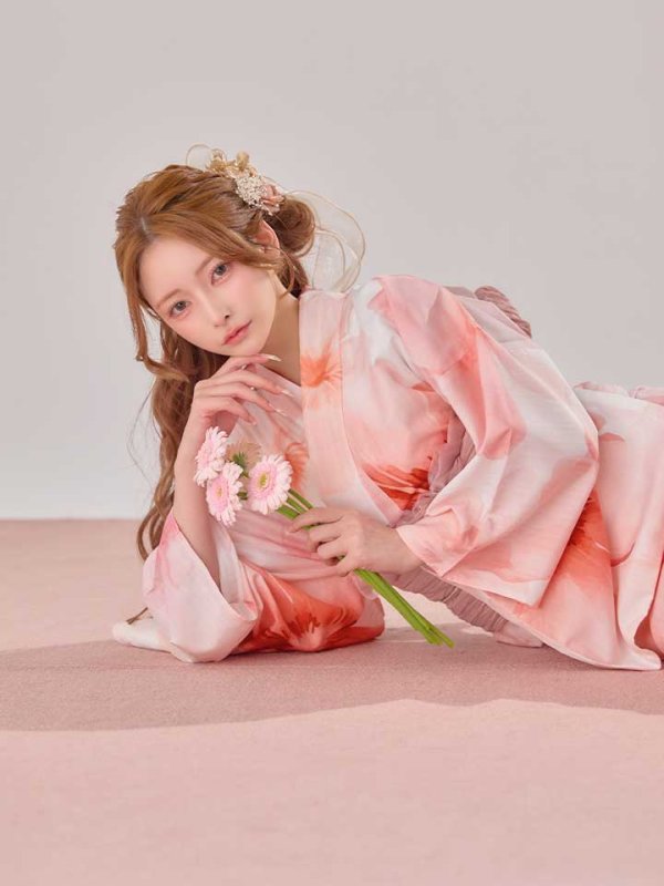 モデル：まみ　身長：161cm　着用サイズ：Fサイズ