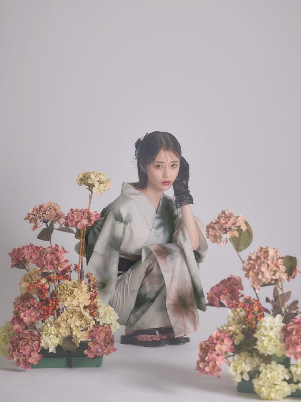 モデル：天海りこ　身長：156cm　着用サイズ：Fサイズ