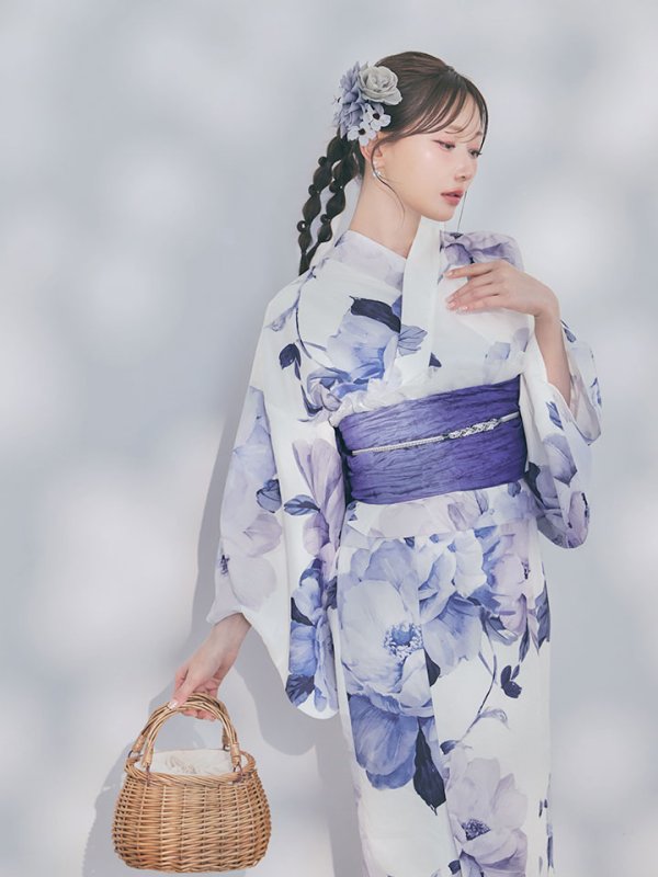 モデル：菅野結以 身長：163cm 着用サイズ：Fサイズ