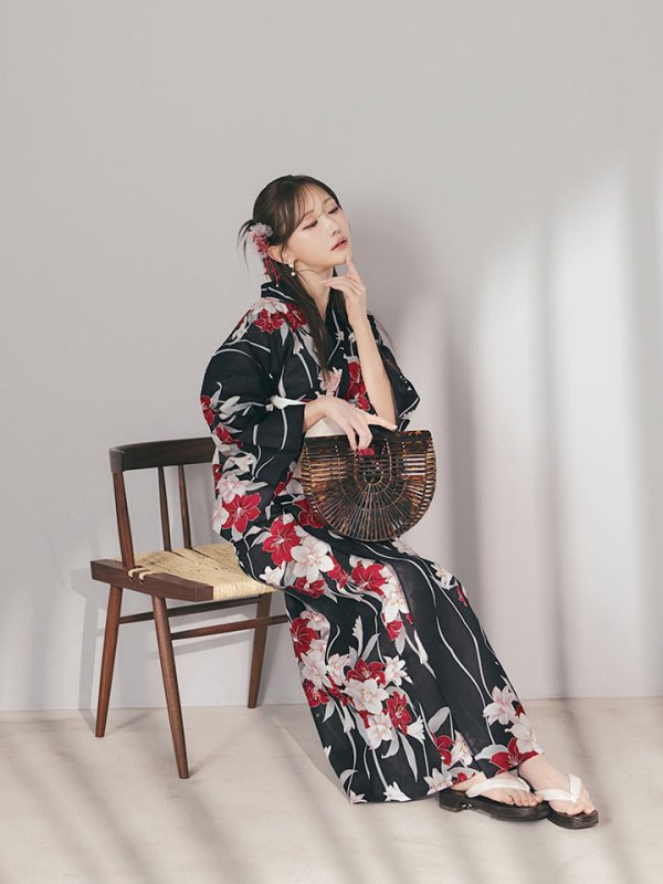 モデル：菅野結以　身長：163cm　着用サイズ：Fサイズ