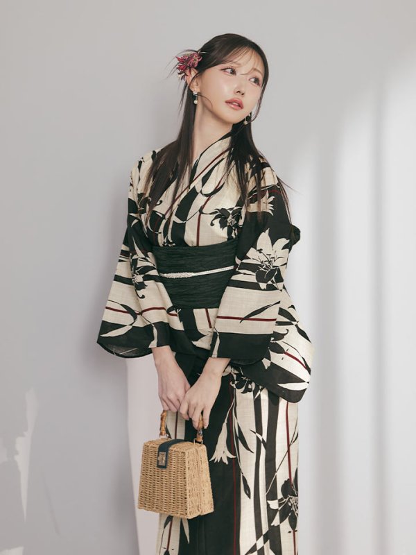 モデル：菅野結以　身長：163cm　着用サイズ：Fサイズ