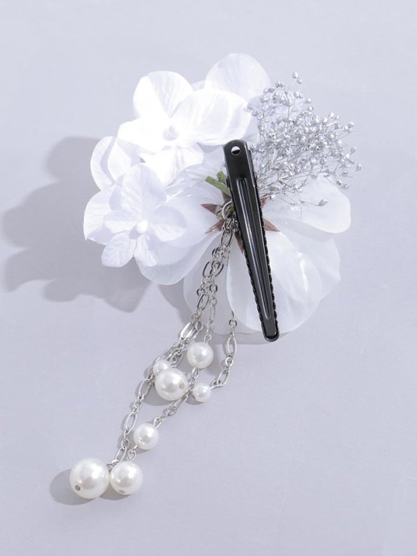 コサージュ ホワイト