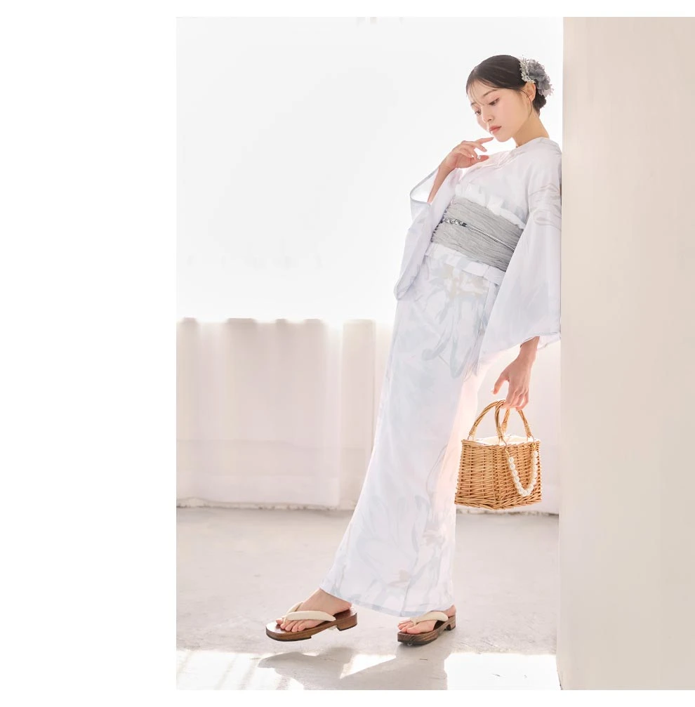 吉井美優さん着用 ニュアンスフラワーホワイト浴衣3