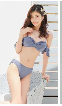 ビジューオフショルダーフリルビキニ1