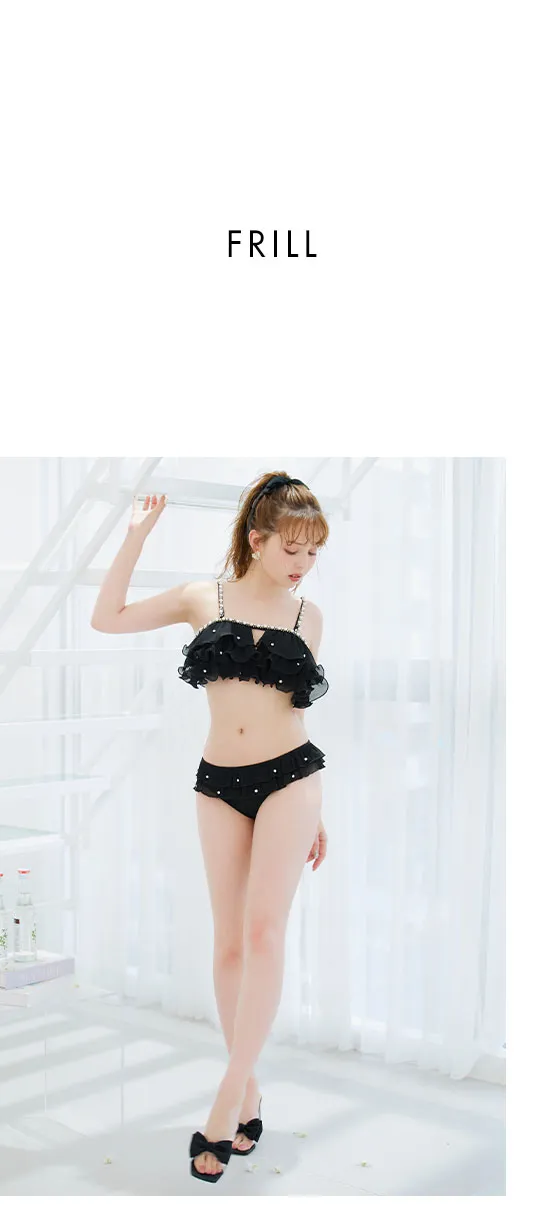 加藤ナナが着るヘルシー水着8LOOK36