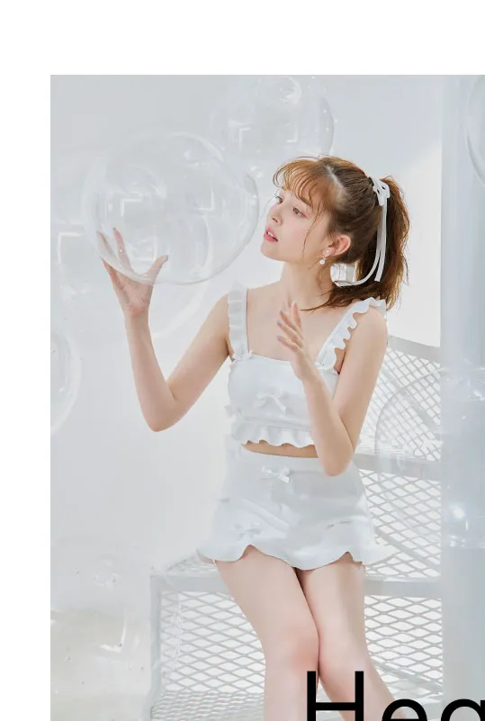 加藤ナナが着るヘルシー水着8LOOK1