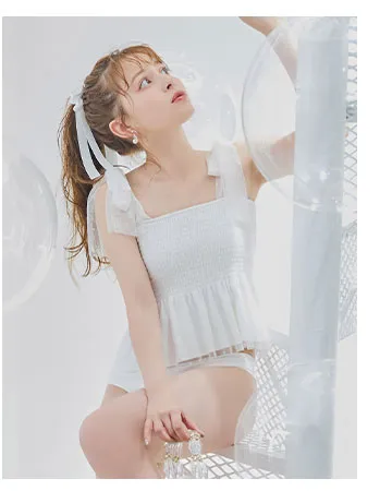 加藤ナナが着るヘルシー水着8LOOK7