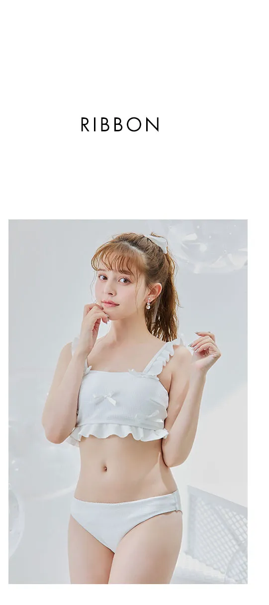 加藤ナナが着るヘルシー水着8LOOK15