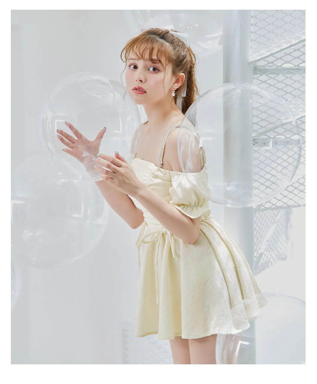 加藤ナナが着るヘルシー水着8LOOK20