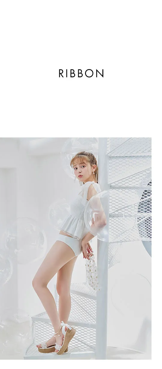 加藤ナナが着るヘルシー水着8LOOK22