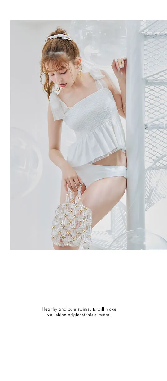 加藤ナナが着るヘルシー水着8LOOK23