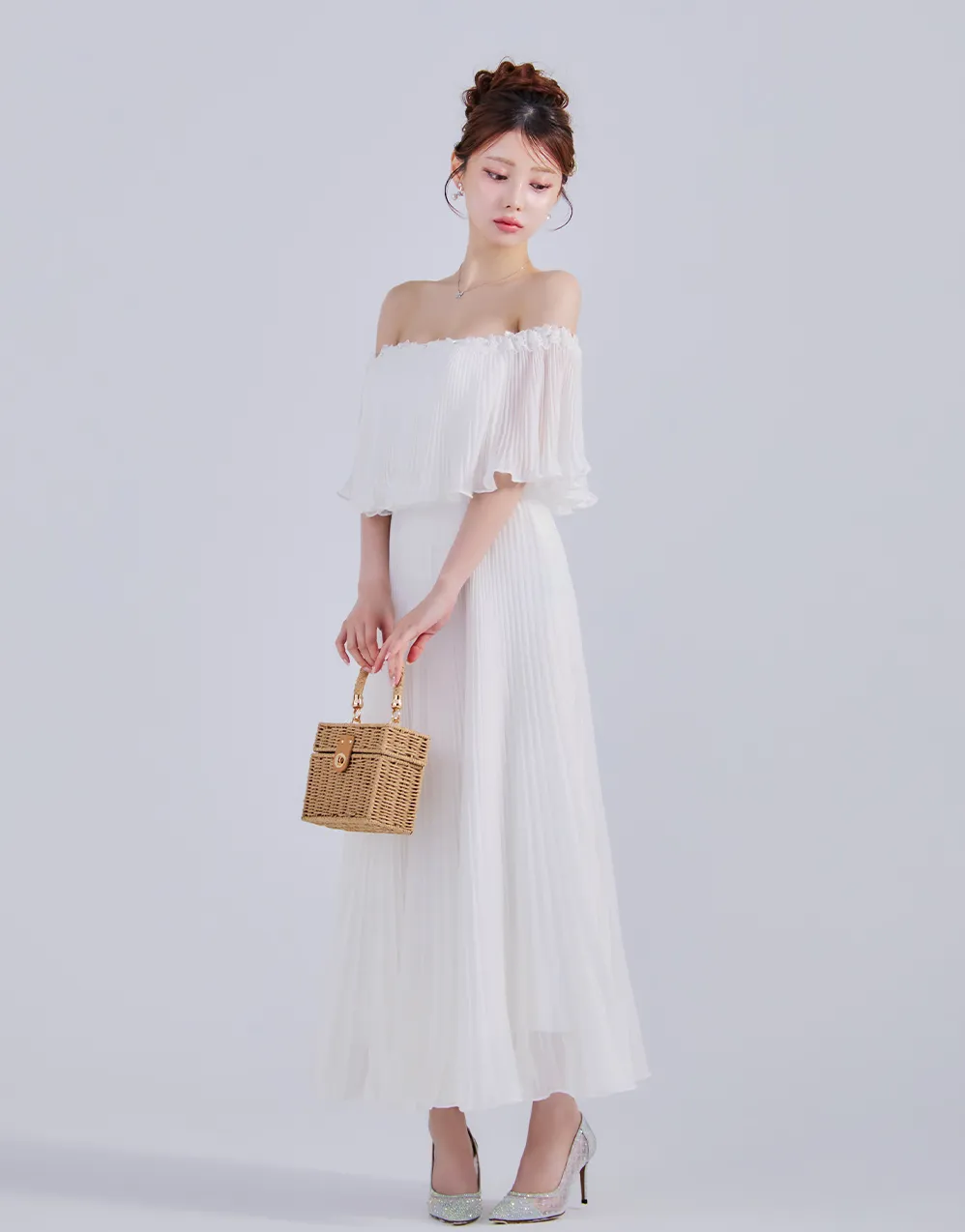 【GINZA COUTURE/銀座クチュール】総レース/ ノースリーブ/ ウエストリボン/ Aライン/ フレア/ 膝丈/ ワンピース/ ミディアムドレス/ キャバドレス
