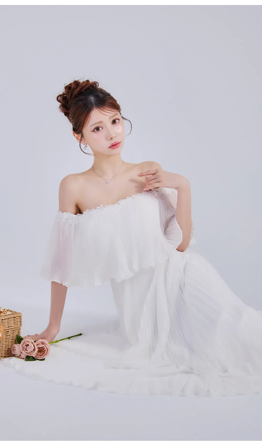 【GINZA COUTURE/銀座クチュール】総レース/ ノースリーブ/ ウエストリボン/ Aライン/ フレア/ 膝丈/ ワンピース/ ミディアムドレス/ キャバドレス
