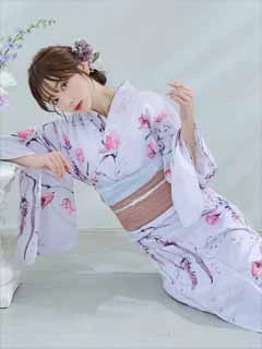【Riuコラボ】ボタニカルフラワーと蝶々の浴衣