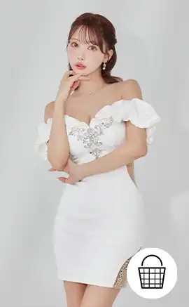 Luxury White by ANGELR ラグジュアリーって、こういうこと。惹き込まれてく、白のまばゆさ。
 ラインナップ3