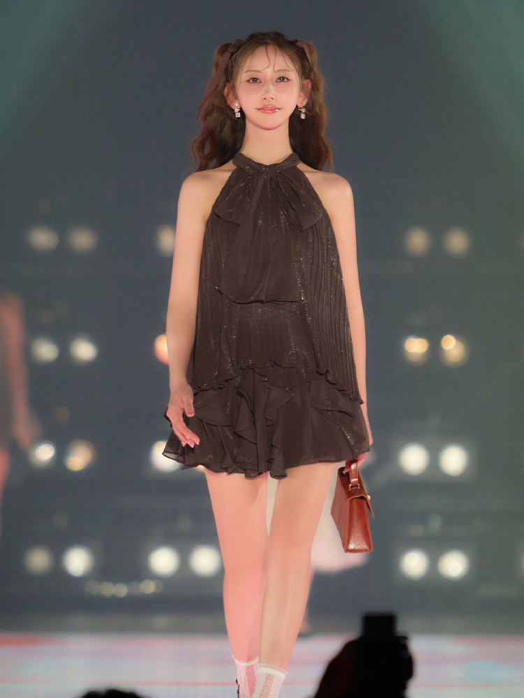 きこ（JUNGLE GINZA）｜LOOK 21 関西コレクション 2026 AUTUMN&WINTER 着用ルック