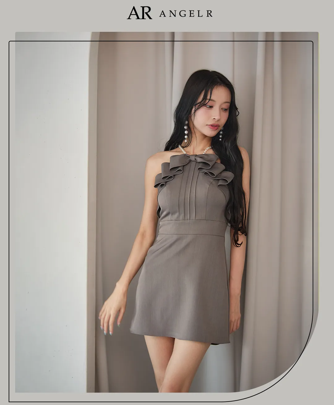 シンプルに色気漂う大人なカジュアルグレーDRESS11