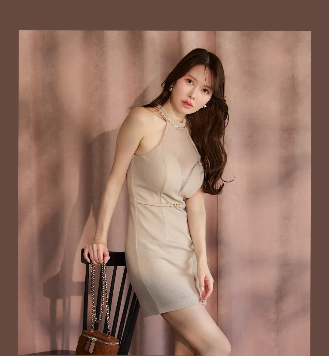 シンプルに色気漂う大人なカジュアルグレーDRESS14