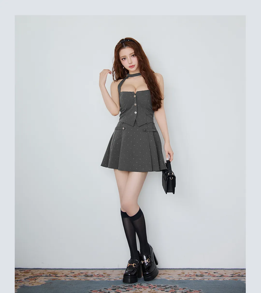 【Glossy/グロッシー】ストーン付き/ ホルター/ シルバーボタン/ フレア/ セットアップ/ ミニドレス/ キャバドレス4